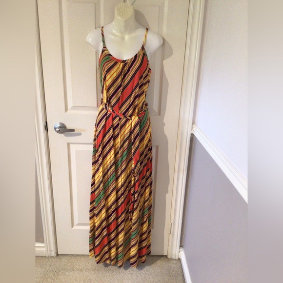 ⬇️Price Drop⬇️🇨🇦Molyclaire Vintage spaghetti strap diagonal striped maxi dress🇨🇦 - Picture 1 of 5